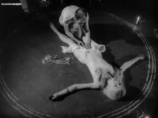 Maxine sanders etc nude legend of the witches 1970 hd 1080p bluray watch online