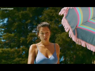 Adle adele exarchopoulos revenir 2019 hd 1080p web nude sexy watch online адель экзаркопулос вернуться