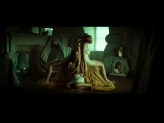 Мадлен брюэр сара хэй имоджен уотерхаус рассказ служанки madeline brewer sarah hay imogen waterhouse the handmaid